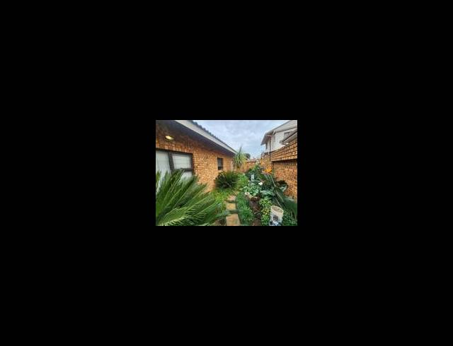 3 BEDROOM HOUSE FOR SALE IN NEW REDRUTH